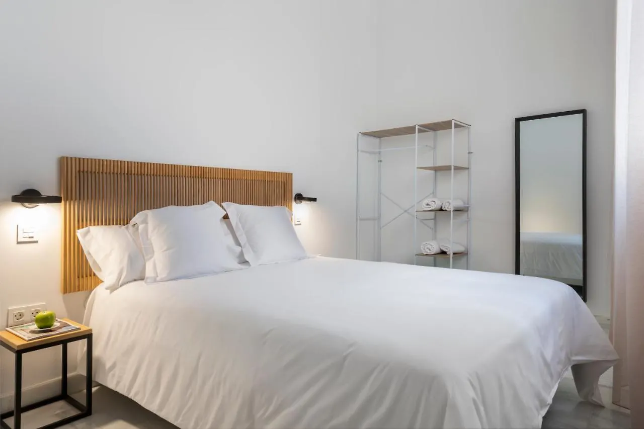 Magno Apartments San Gil - Shared Jacuzzi セビリア